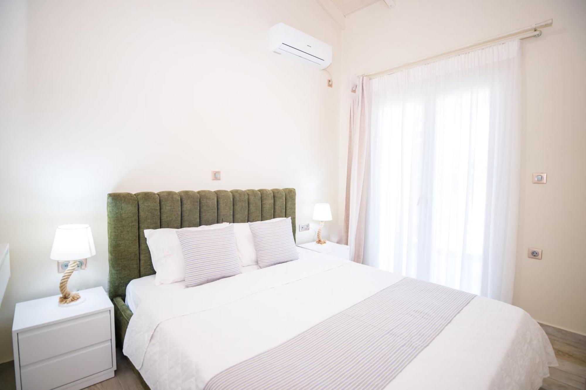 Ninos Corfu Villas Agios Georgios  Phòng bức ảnh