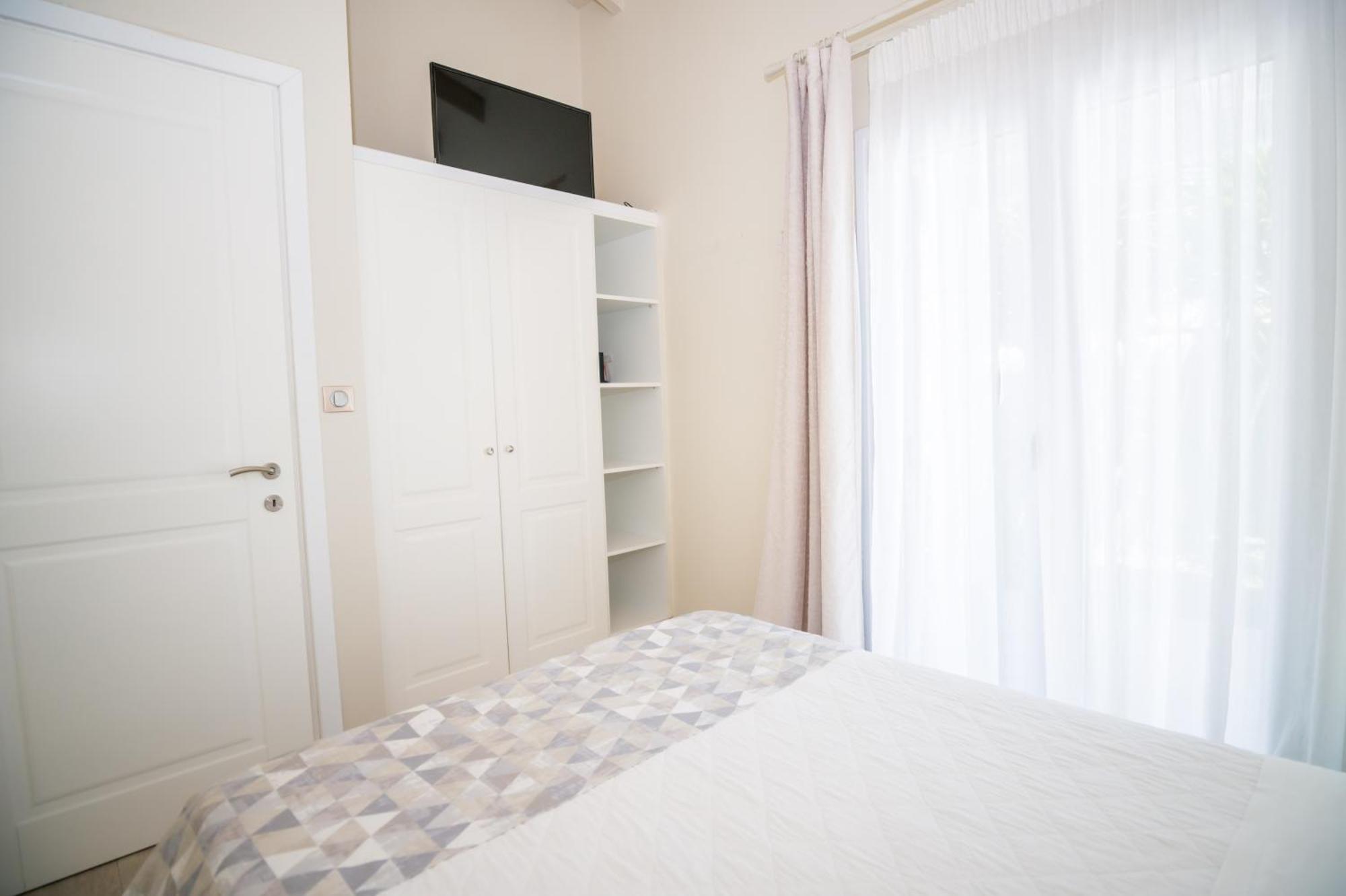 Ninos Corfu Villas Agios Georgios  Phòng bức ảnh